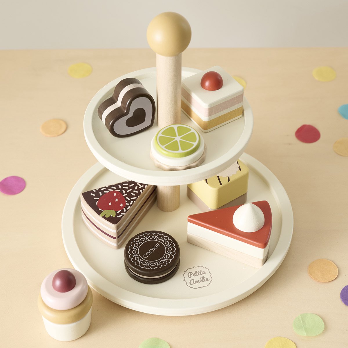Petite Amélie Hout etagere mit Gebäck NOISETTE 9 dlg