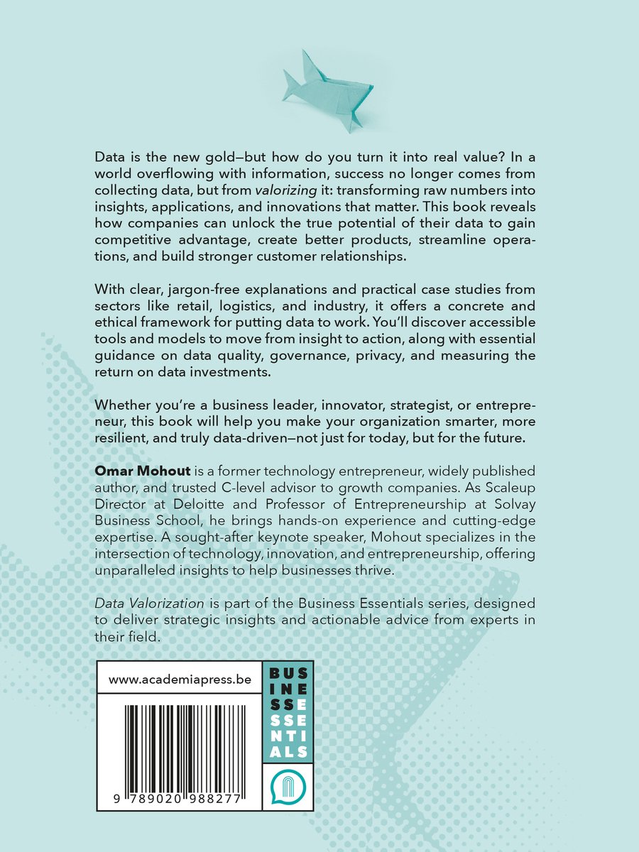 Boek kaft met tekst over 'Data Valorization' en een origami visje.