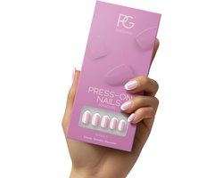 Pink Gellac Press On Nails - 2001 Classic French - Round Small Plaknagels - 30 Press On Nagels Met Lijm, 30 Plakstickers, Cleaner Wipe, Nagelvijl, Woodstick en Size Matcher - Snel Aan Te Brengen Plak Nagels Kort - Voor 7-14 Dagen Mooie Nagels