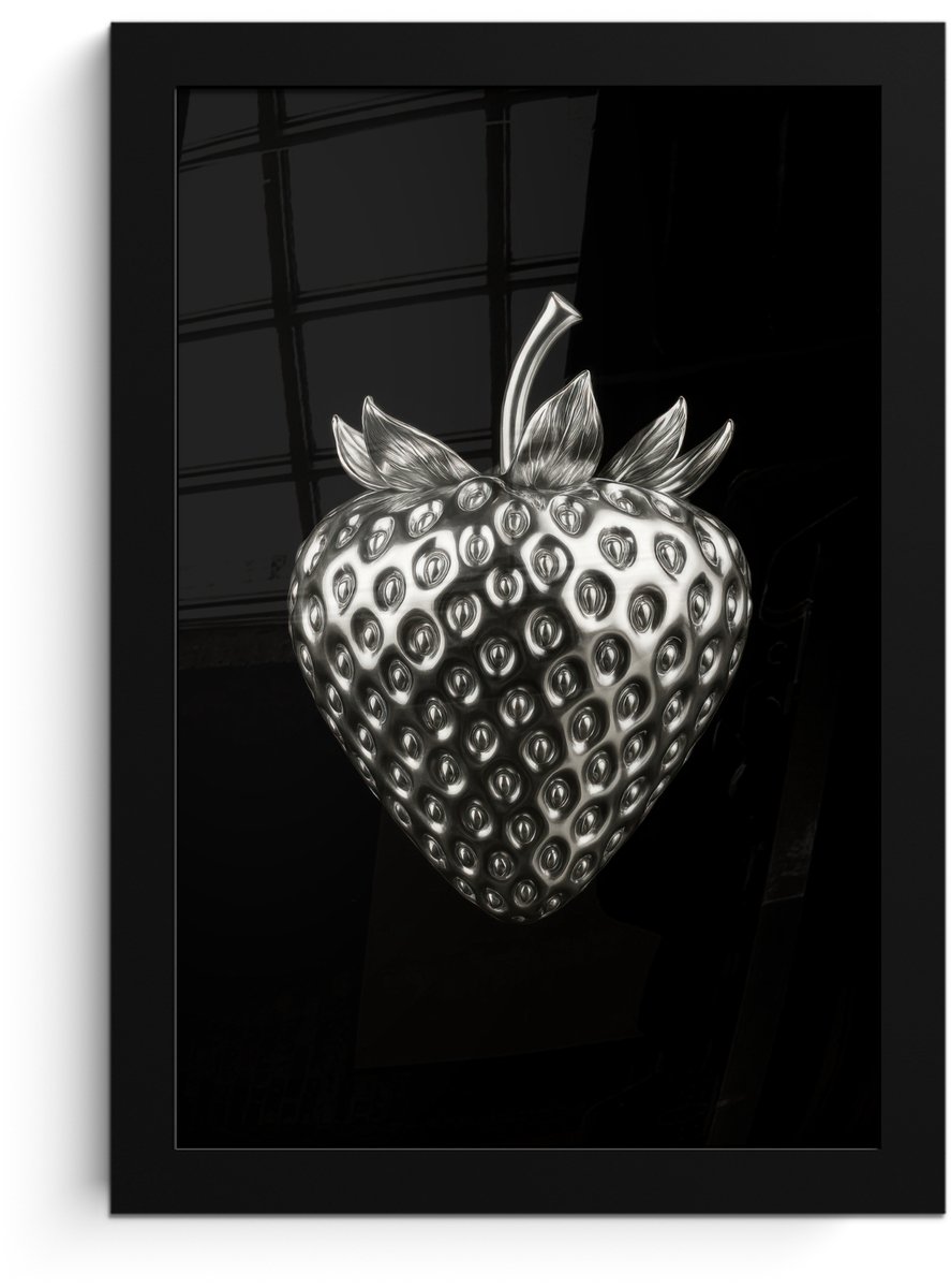 FrameYourWall Poster in lijst - Fotolijst 20x30 cm - Posters - Aardbei - Zaadstructuur - Realistisch - Posterlijst zwart - Decoratie - Wanddecoratie woonkamer - Muurdecoratie slaapkamer