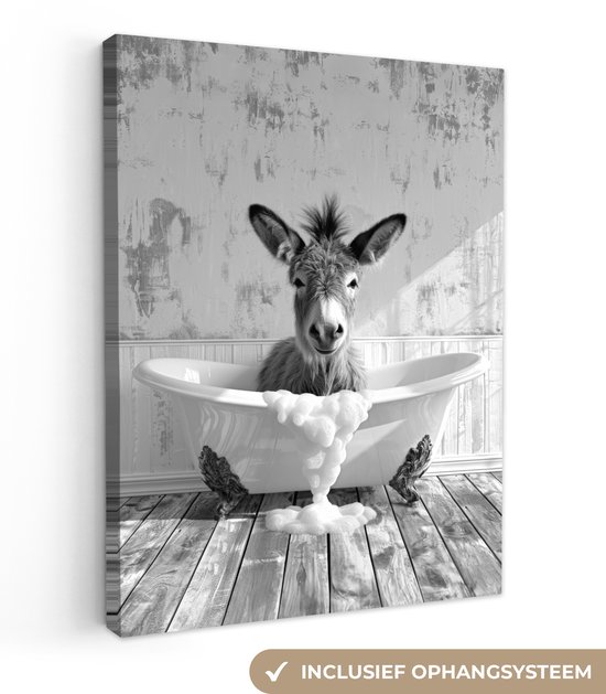 Canvas schilderij 30x40 cm - Wanddecoratie badkamer Ezel - Dier - Vintage - Badkuip - Zwart - Wit - Muurdecoratie WC - Decoratieve accessoires - Toilet muur decoratie - Schilderijen op canvas