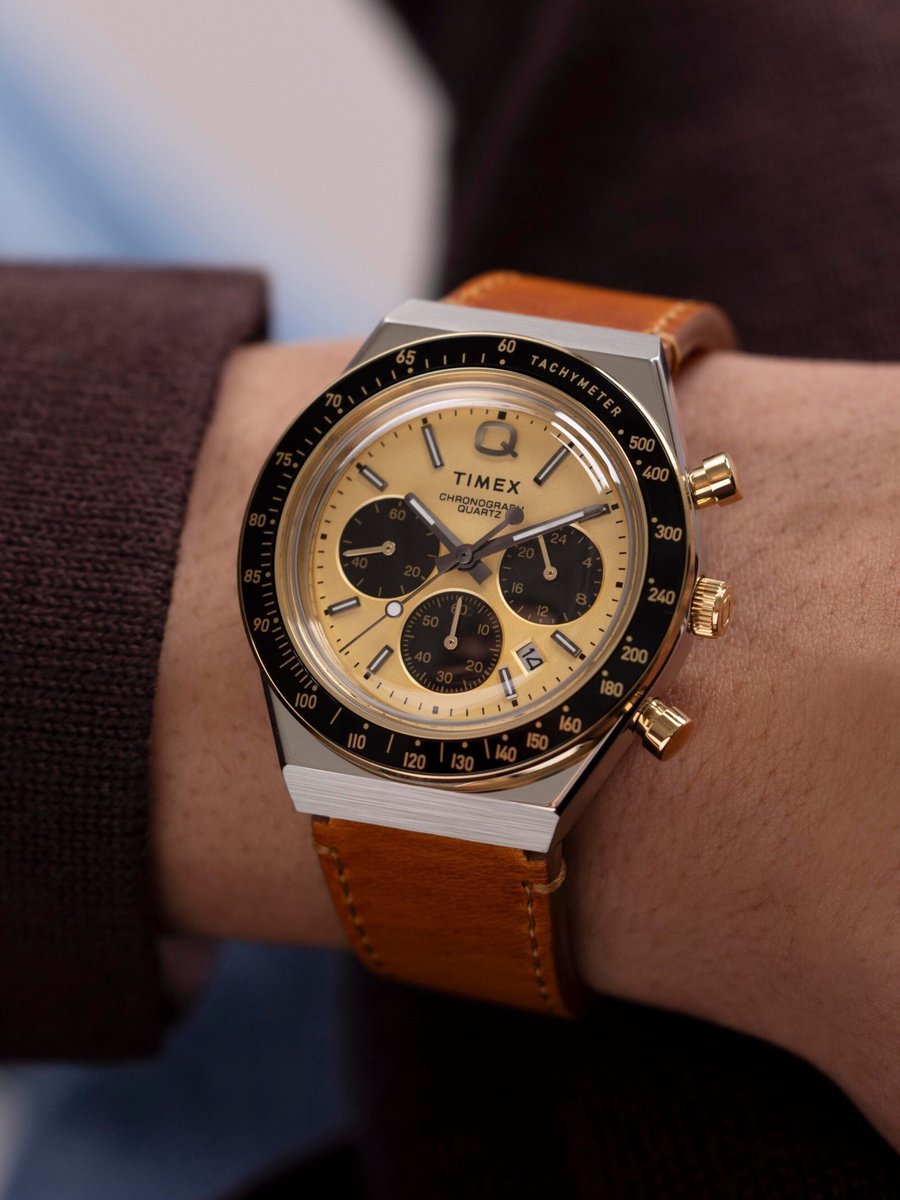 Timex Q Timexâ® Chronograph Quartz Analog Chronograph Bruin Case: 100% Stainless Steel | Armband: 100% Leather 40 mm TW2W64300AJ, TW2W64400AJ
