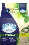 Catsan Natural kattenbakvulling met een slapende witte kat op een wolk, met groene bladeren en een schep.