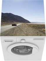Wasmachine beschermer mat - Rode Lamborghini in de woestijn - Breedte 60 cm x hoogte 60 cm