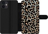 Bookcase Geschikt voor iPhone 12 Mini telefoonhoesje - Dierenprint - Panter - Bruin - Met vakjes - Wallet case met magneetsluiting