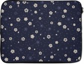 Laptophoes 15.6 inch - Sakura - Bloemen - Japans - Patronen - Laptop sleeve - Binnenmaat 39,5x29,5 cm - Zwarte achterkant