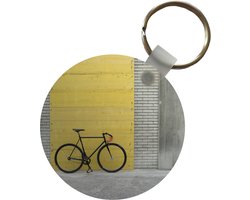 Sleutelhanger - Een racefiets op een industriële achtergrond - Plastic - Rond - Uitdeelcadeautjes Sleutelhanger - Een racefiets op een industriële achtergrond - Plastic - Rond - Uitdeelcadeautjes