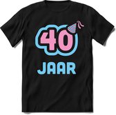 40 Jaar Feest kado T-Shirt Heren / Dames - Perfect Verjaardag Cadeau Shirt - Licht Blauw / Licht Roze - Maat 3XL