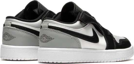 Nike Air Jordan 1 Low Wit / Grijs 