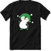 Pinguin Buddy Kerst T-shirt | Groen | Jongens / Meisjes | Grappige Foute kersttrui Shirt Cadeau | Kindershirt | Leuke Elf, Rendier, Kerstboom en Kerstballen Ontwerpen. Maat 128