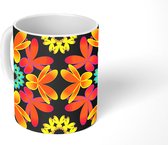 Mok - Koffiemok - Design - Mandala - Bloemen - Oranje - Mokken - 350 ML - Beker - Koffiemokken - Theemok