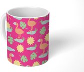 Mok - Koffiemok - Flamingo - Vogel - Dieren - Patroon - Roze - Jungle - Mokken - 350 ML - Beker - Koffiemokken - Theemok