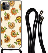 Hoesje met koord Geschikt voor iPhone 11 Pro Max - Design - Bloemen - Retro - Vintage - Siliconen - Crossbody - Backcover met Koord - Telefoonhoesje met koord - Hoesje met touw