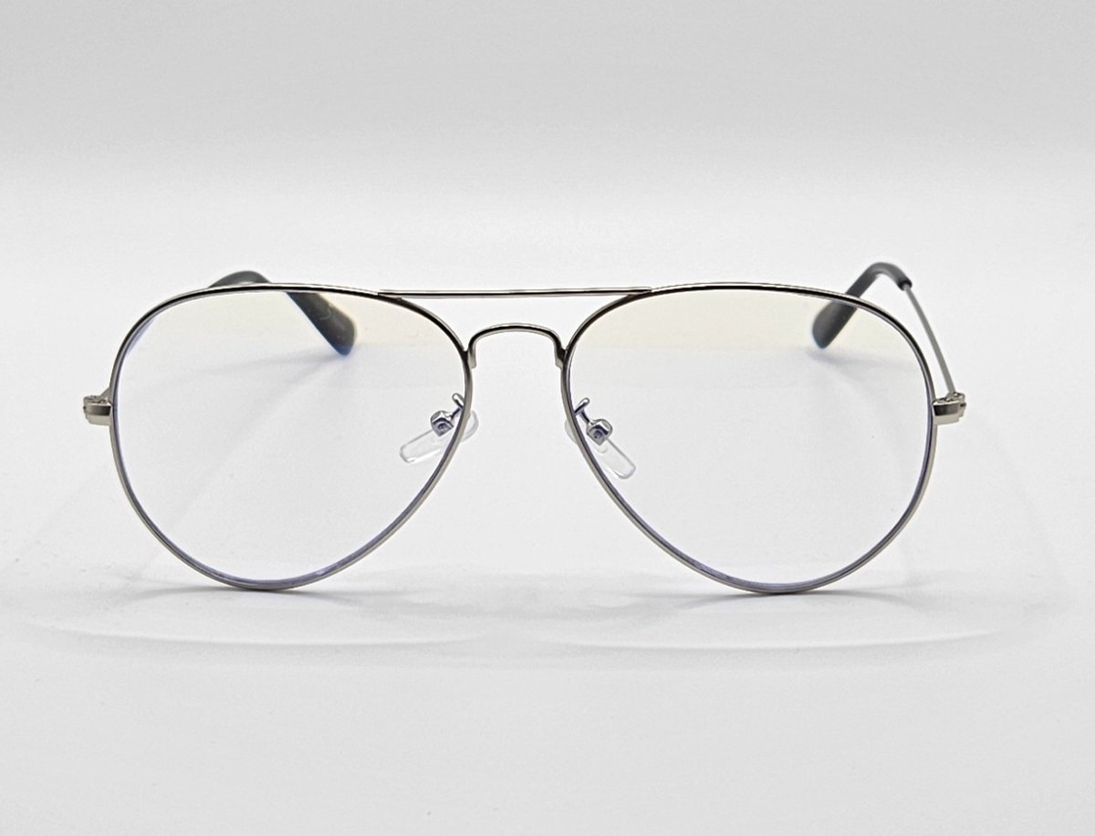 Unisex leesbril +1,5 / computerbril blauw filter / bril met doekje 3025 / computerbril met sterkte +1.5 / blue light blocking glasses / zilveren montuur / beeldscherm bril op sterkte / gaming - computer bril / Aland optiek