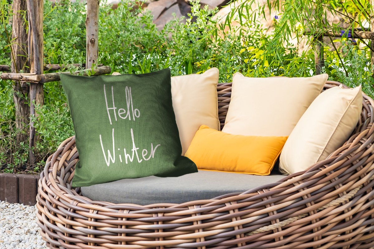 Buitenkussen Weerbestendig - Quotes - Hello winter - Groen - Kerstmis - December - 50x50 cm