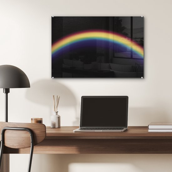 ® Glasschilderij 60x40 cm - Schilderij acrylglas - Een regenboog tegen een zwarte achtergrond - Foto op glas - Muurdecoratie woonkamer - Wanddecoratie slaapkamer - Schilderijen