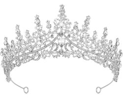 Top 10 Haarsieraden 2026: Zilverkleurige tiara met strass