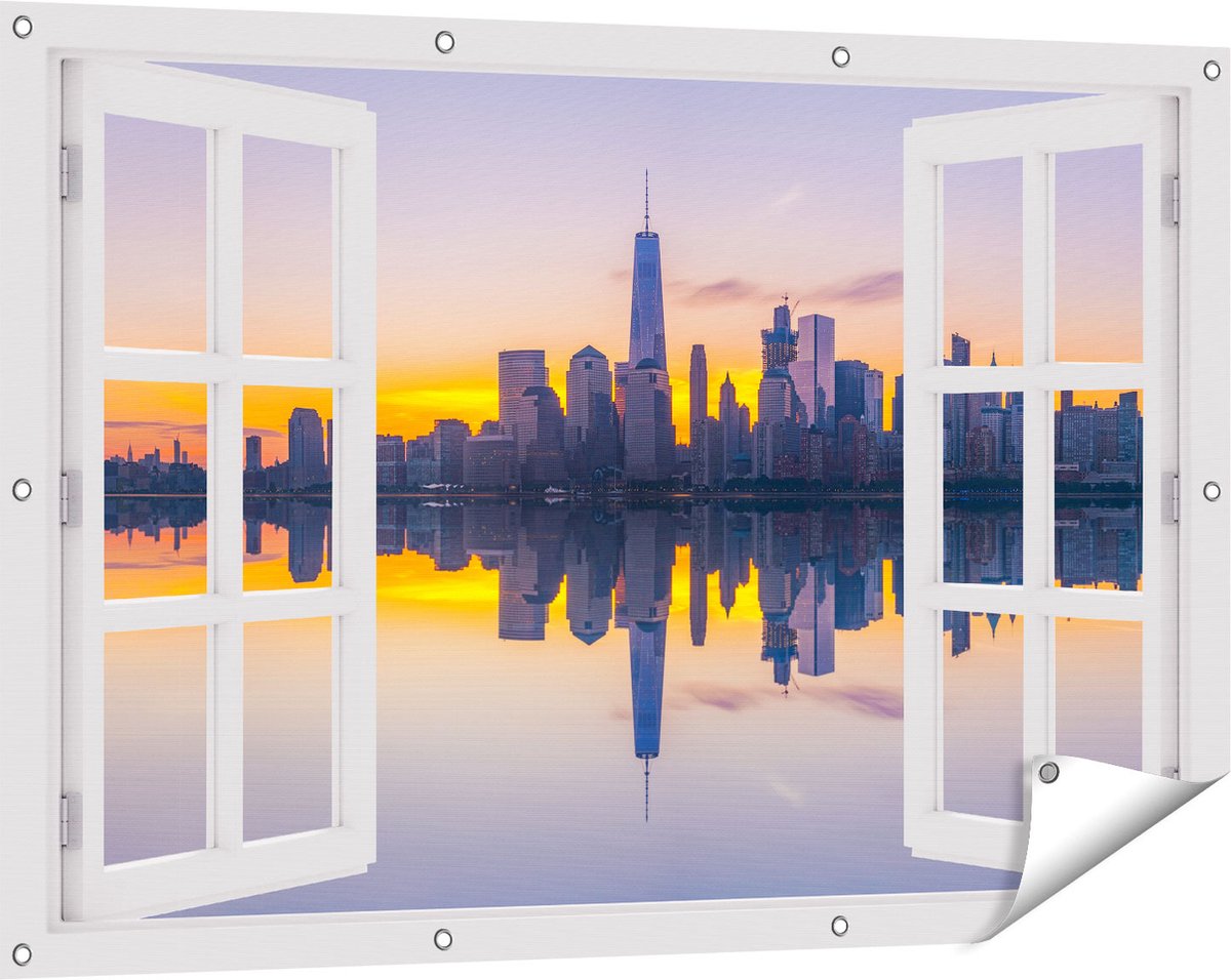 Gards Tuinposter Doorkijk New York Skyline bij Zonsopgang - 120x80 cm - Tuindoek - Tuindecoratie - Wanddecoratie buiten - Tuinschilderij Wit