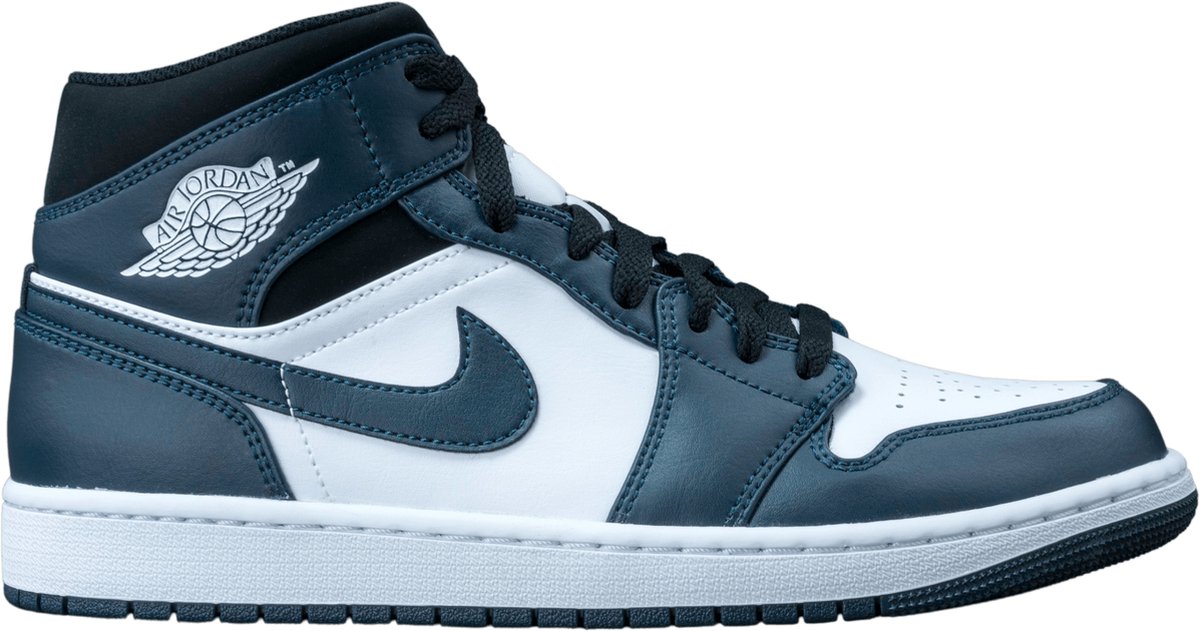 Nike Air Jordan 1 Mid, Amory Navy/White-Black, 554724-411, EUR 43 | bol.com