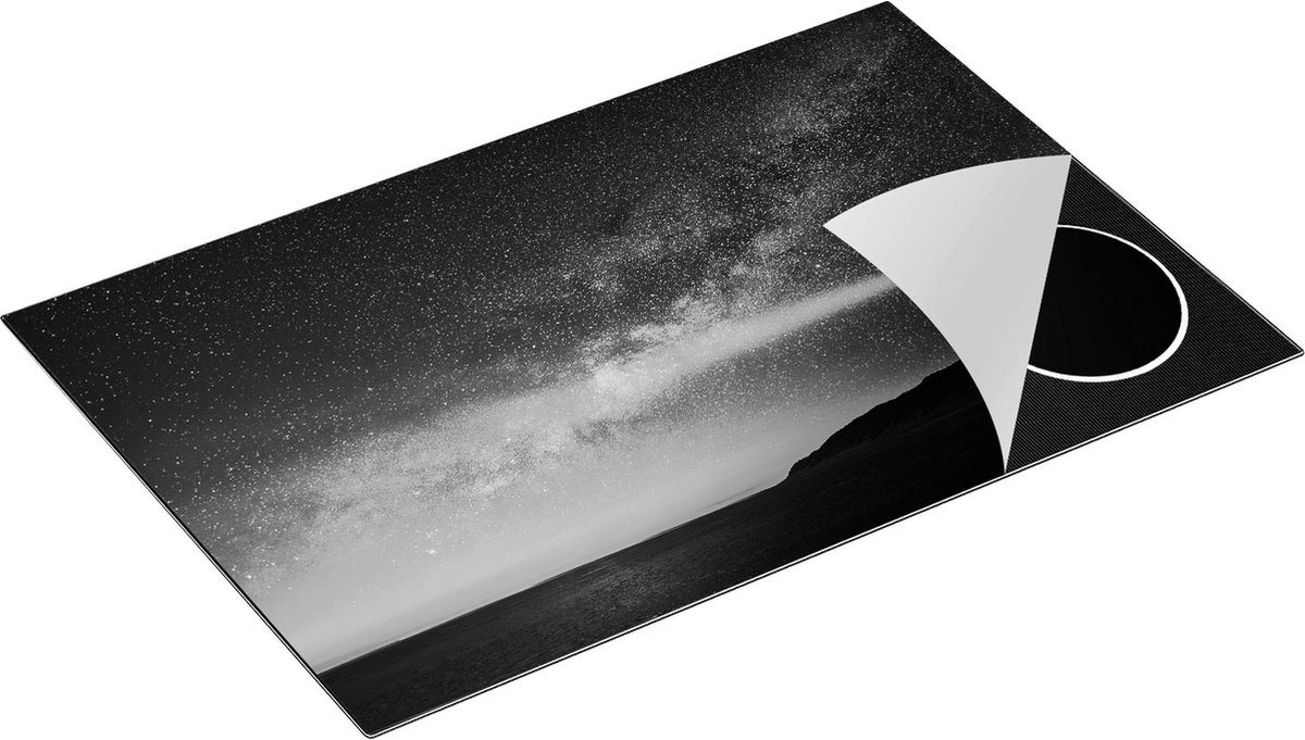 Chefcare Inductie Beschermer Vuurtoren Texel in de Nacht - Zwart Wit - 81x52 cm - Afdekplaat Inductie - Kookplaat Beschermer - Inductie Mat