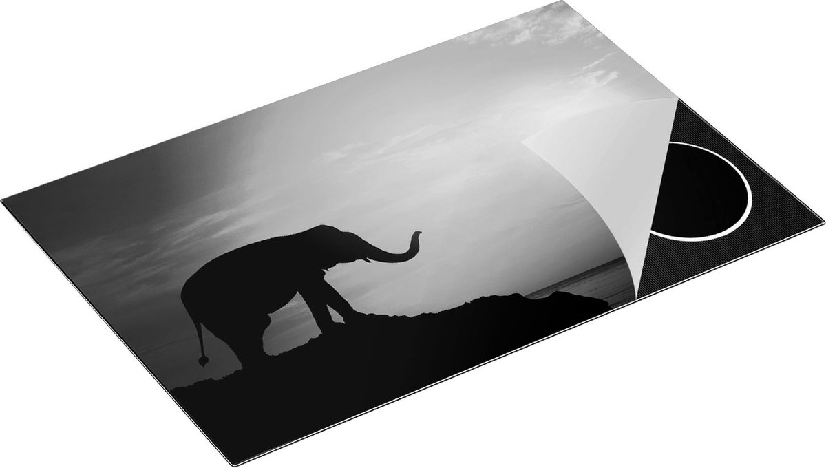Chefcare Inductie Beschermer Olifant op een Rots aan de Zee bij Zonsondergang - Zwart Wit - 81,2x52 cm - Afdekplaat Inductie - Kookplaat Beschermer - Inductie Mat