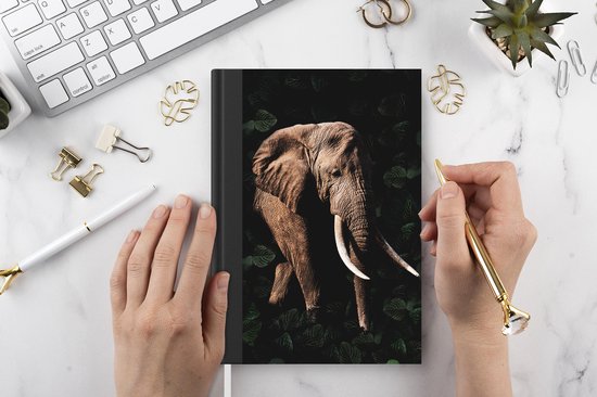 Carnet - Carnet d'écriture - Éléphant - Jungle - Zwart - Carnet - Format A5 - Bloc-notes