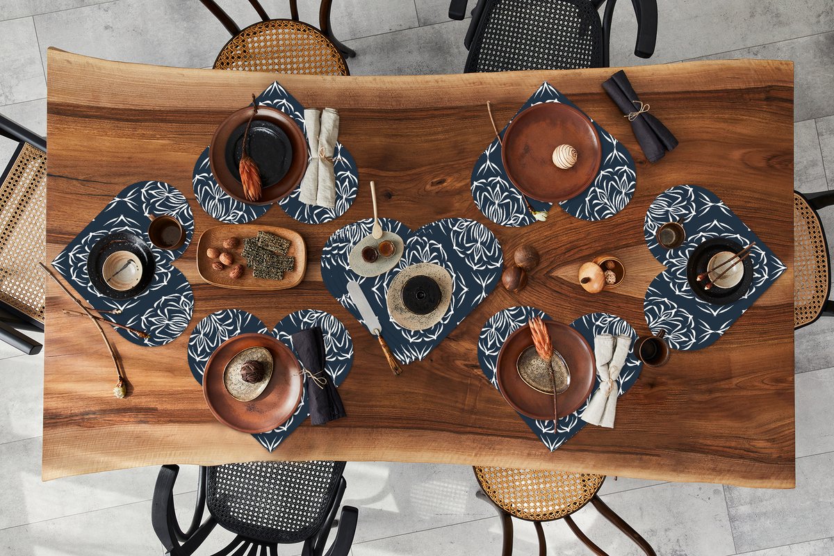 Onderleggers - Placemats - Placemats hartje - Patroon - Bloem - Donkerblauw - 10 stuks