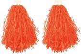 4x Stuks cheerball/pompom oranje met ringgreep 28 cm - Cheerleader verkleed accessoires