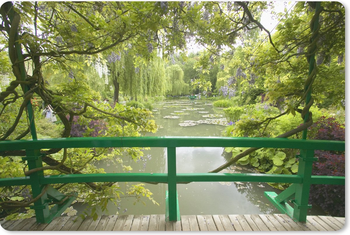 Muismat XXL 90x60 cm - Bureau onderlegger - Bureau mat Uitzicht op het water vanaf de Japanse brug in Monet's tuin in het Franse Giverny - Bureaumat - Gaming mousepad xl - Bureaulegger groot - Computer deskmat