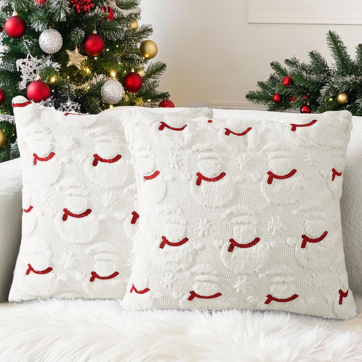 SolidKeus - Set van 2 Kussenhoezen 45 x 45 cm Fluffy Velvet met Sneeuwman Motief