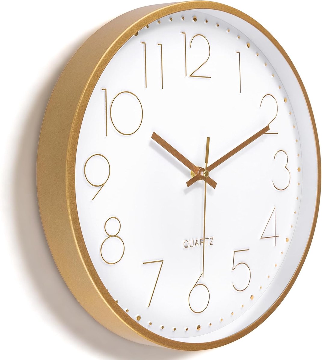 metalen wandklok - 30 cm - goud - geruisloze keukenklok - zonder tikken – kwartsklok - analoge klok - geruisloos voor woonkamer - slaapkamer - kantoor – grote moderne wandklok met messing frame