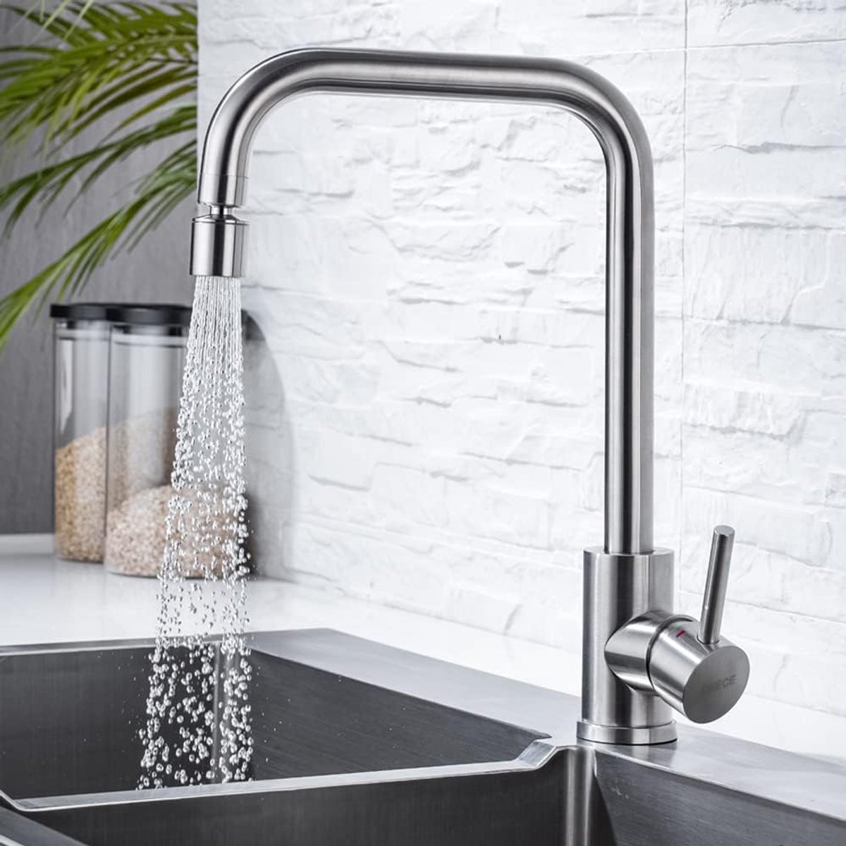 ONECE Faucet with shower, mat kitchen faucet - Hogedruk Spoelbakkraan met 2 Sproeistanden - ShopVlot