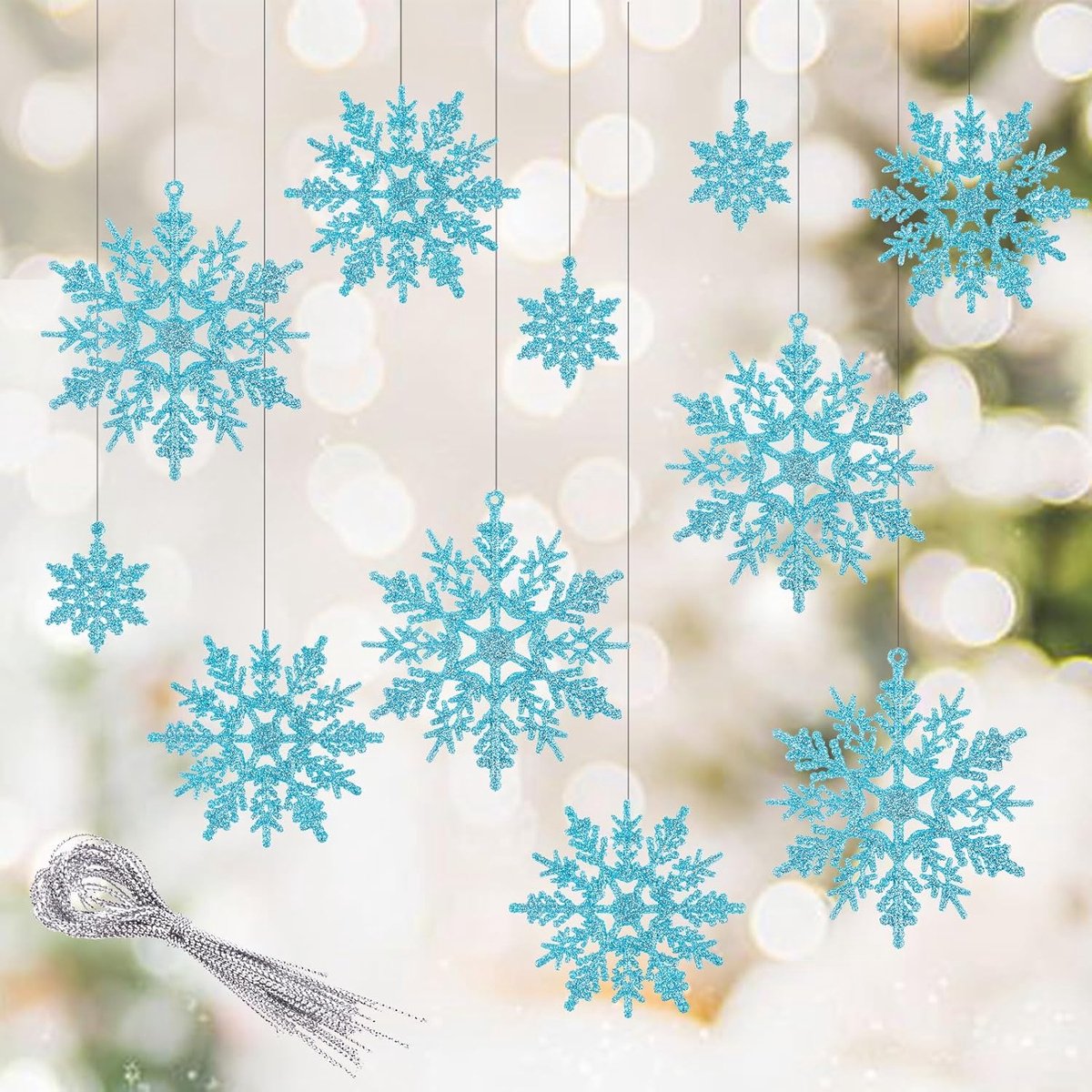 Sneeuwvlokken kerstdecoratie 30 stuks - lichtblauw plastic - glinsterend - sfeervolle kerstversiering - ShopVlot