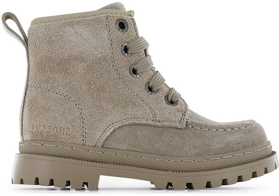 Beige suède veterlaarsjes voor meisjes van Shoesme met een dikke zool.