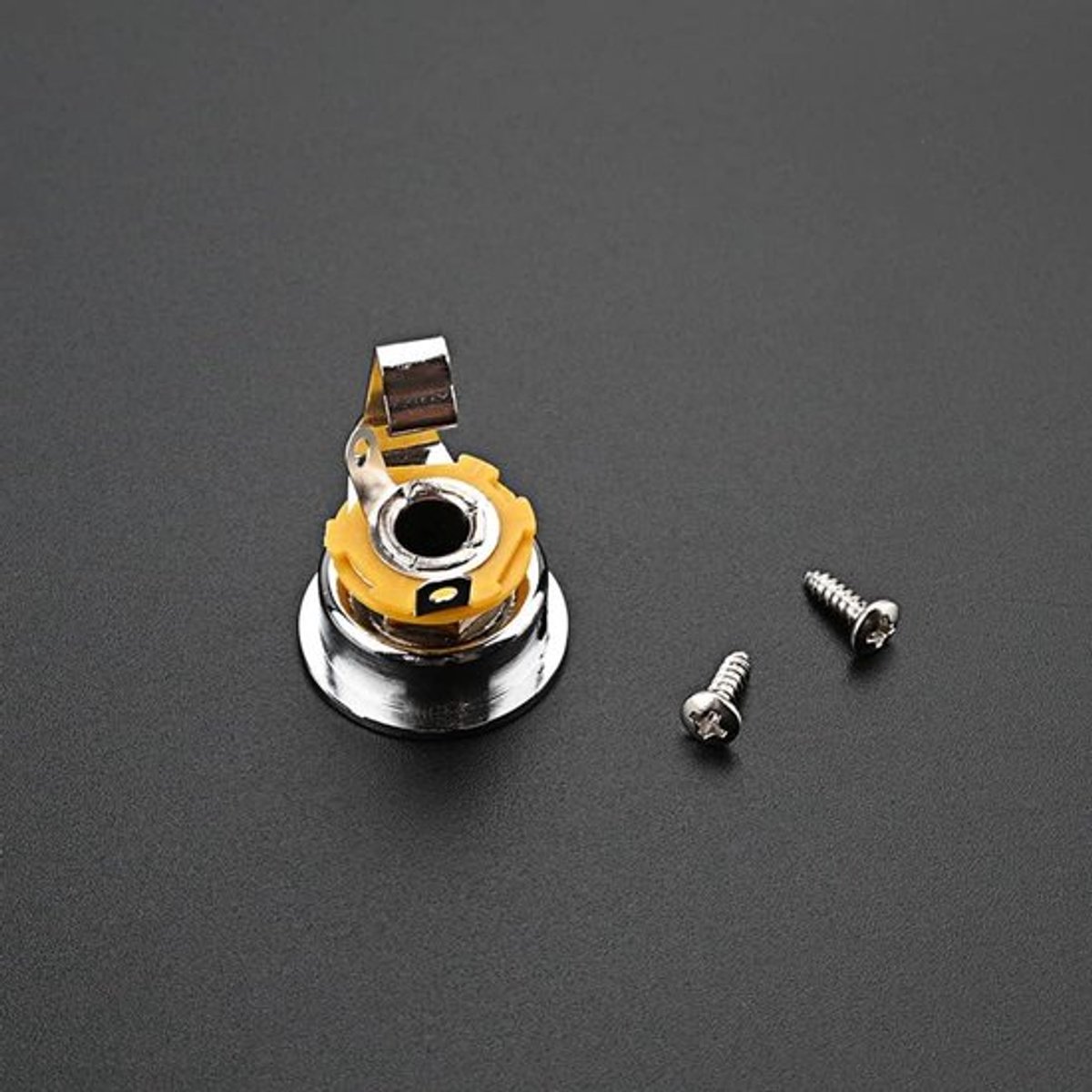 - Elektrische Gitaar Jack Uitgangsplaat - Tele - Chroom - 6,35mm - Geschikt voor Gitaar - Socket 1/4" - Schroeven - USP.