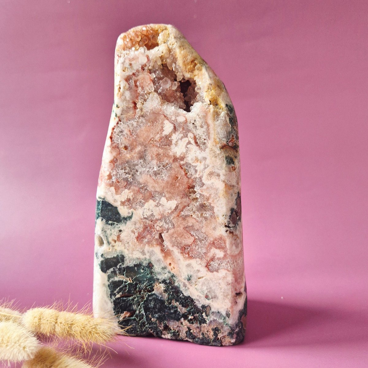 XL A+ Edelsteen Druzy Pink Amethist Geode Freeform van 1800gram Statement Piece