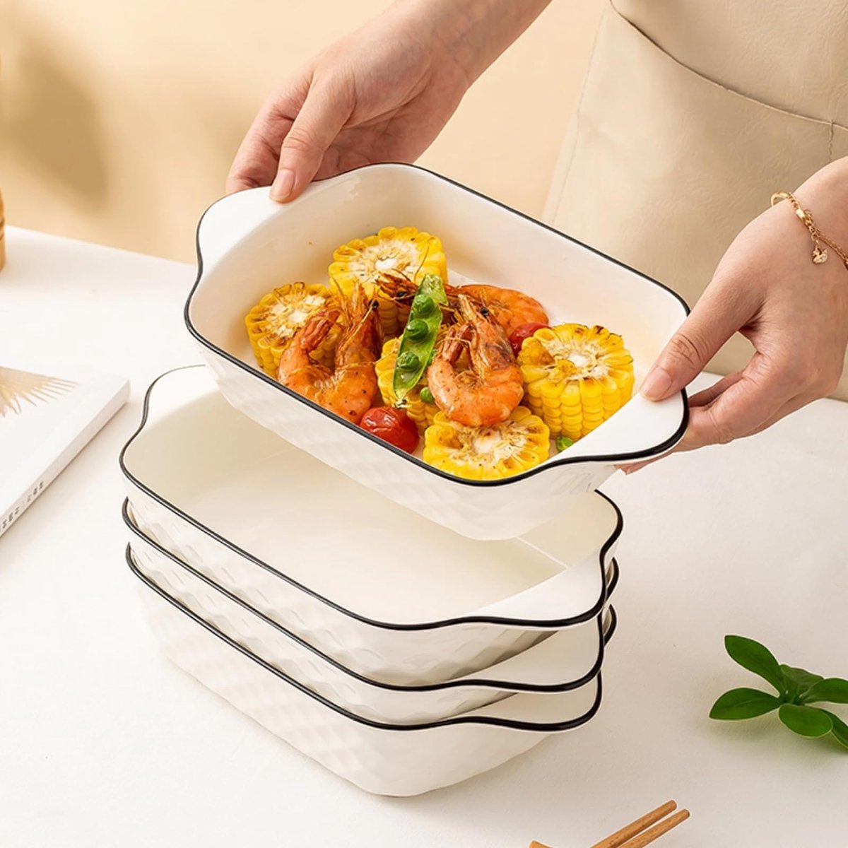 Set van 4 kleine bakgerei - kleine bakvormen van hoogwaardig keramiek met handgrepen - geschikt voor oven, magnetron en airfryer - ideaal voor stoofschotels, pasta