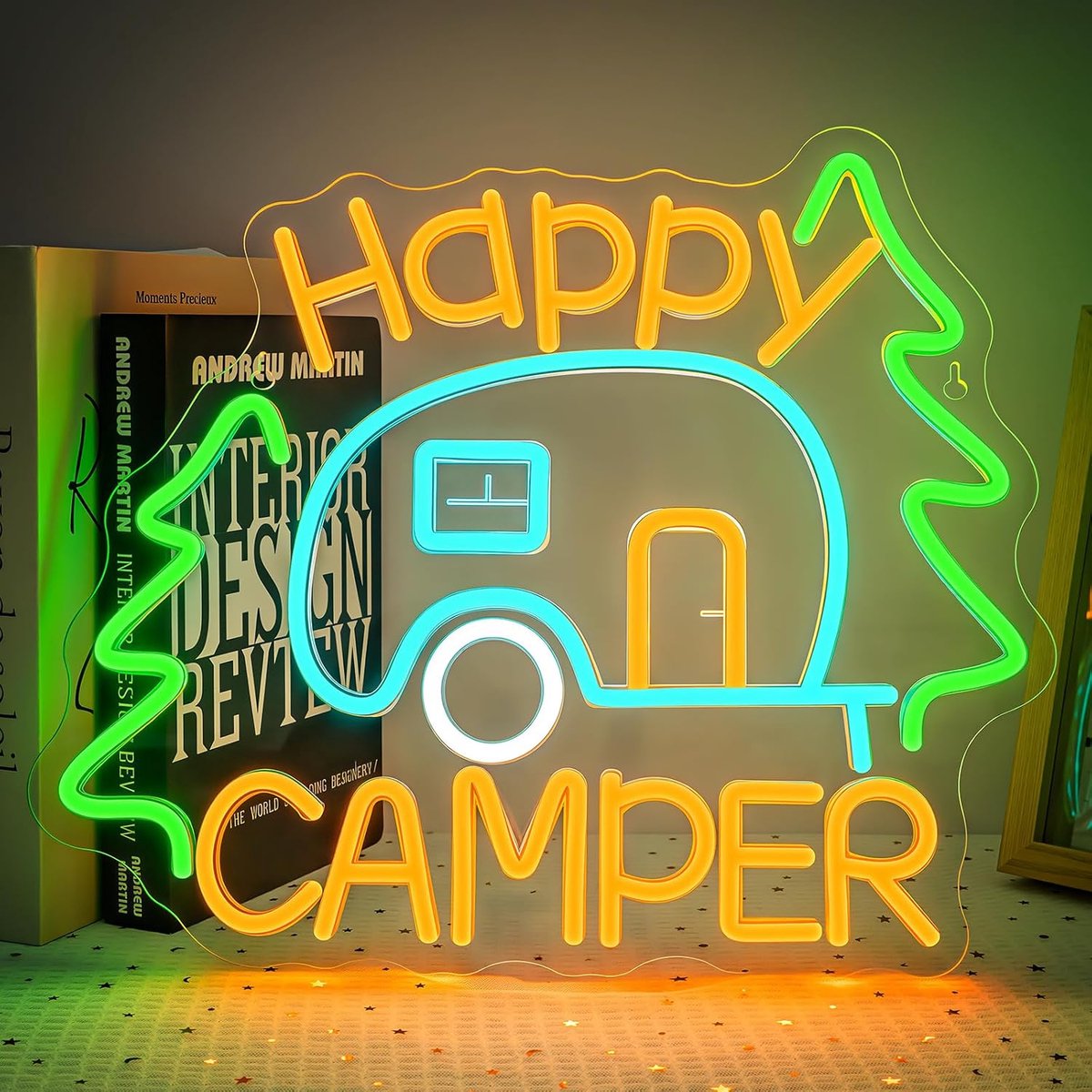 Neon sign happy camper - kleurrijk design - sfeervolle verlichting - voor thuis of op de camping - ShopVlot