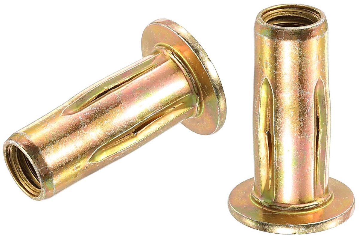 Klinkmoeren, 10 stuks voorgevormde schacht, platte kop, draadinzetmoeren, goud zink gecoate afwerking, koolstofstaal, plus moeren