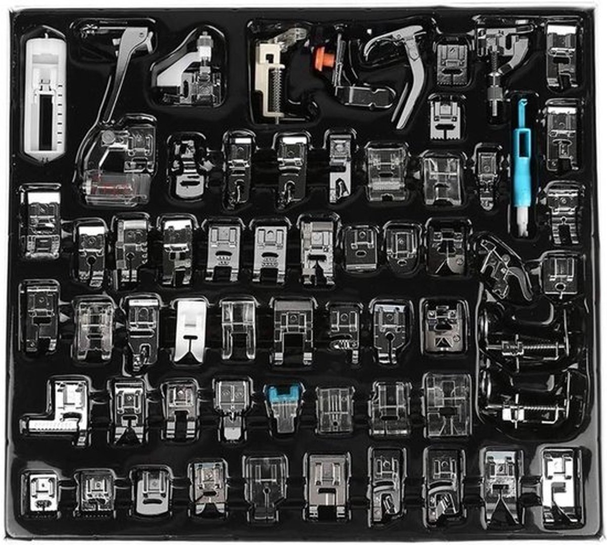 Set van 62 naaivoeten en onderdelen voor diverse naaimachines, inclusief speciale voeten voor veelzijdig naaien