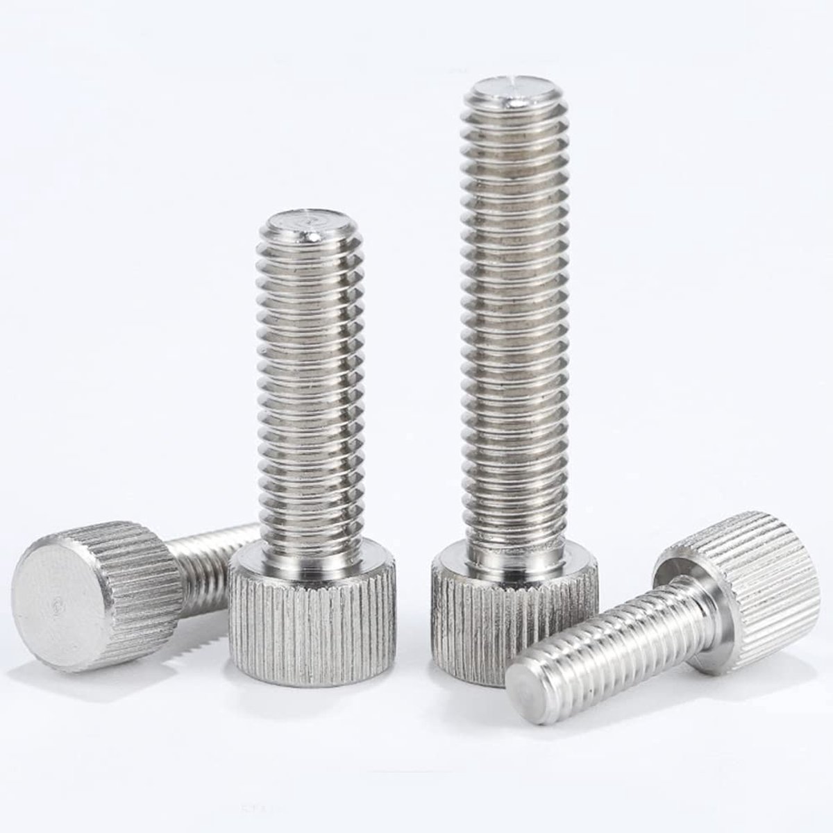 Dailygoods- Kartelschroef roestvrij staal - Gekartelde handgreep - Bevestigingsmiddelen - M2,5x4mm - 10 stuks - Slijtvast en duurzaam