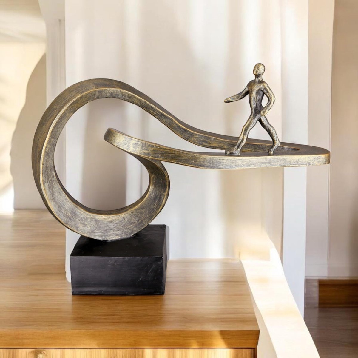 SnelShoppen - Casablanca decoratief figuur sculptuur van kunsthars in brons - 25 cm hoog - stijlvolle decoratie voor woonkamer, cadeau voor verjaardag