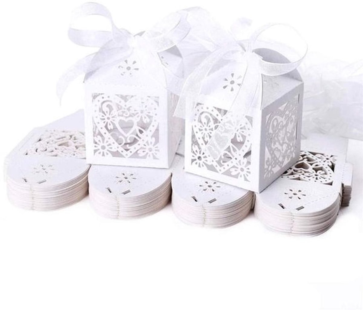 Hartvormige papieren geschenkdozen - 50 stuks - Perfect voor feesten - wit - Geschikt voor trouwen, verjaardagen en Kerst - Luxe snoepdoos