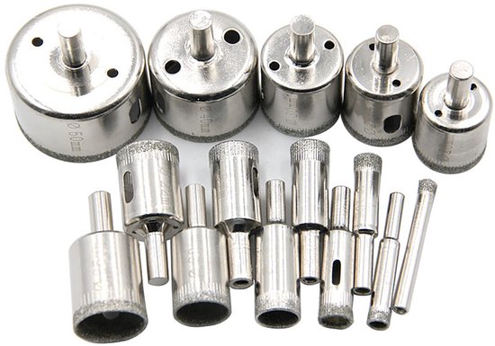 Set van 15 diamantboren in verschillende maten, zilverkleurig metaal.