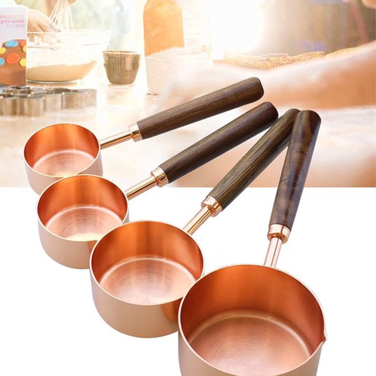 Maatbekers Set van 4 - Roestvrijstalen Maatlepel - Stapelbare Maatbekers - Multifunctioneel - Keukenaccessoire - Ideaal voor Meel/Suiker - Meetbekers