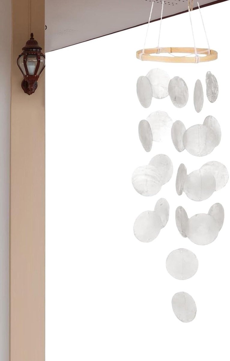 Schelp Windgong - Kustdecoratie Hangend Ornament - Rustgevende Sfeer Creëren - Betoverend Boho Accent - 43 cm Lengte - Wit