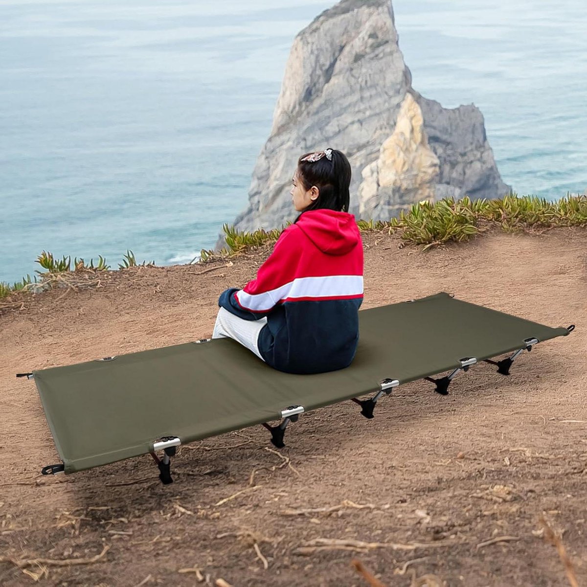 Campingbed Opvouwbaar - Veld bed Kampeerbed - Buiten Ontspannen - Stabiele Aluminium Constructie - 190 x 70 x 17 cm