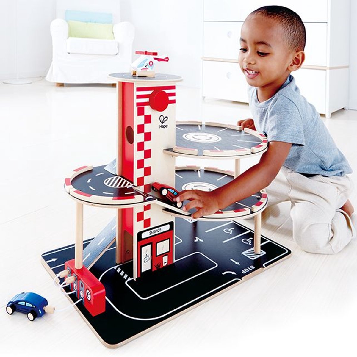 Hape Park & Go Garage - Speelgoed Parkeergarage met Lift, Helikopter en Auto's, 3 jaar+ — afbeelding 5