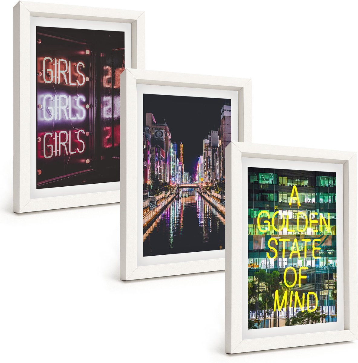 Wallfluent 3-Delige Schilderij Set - Neonreclames Van De Stad 'S Nachts Met Uitzicht Op De Rivier. - 20 x 30 - Wanddecoratie - Moderne Interieurdecoratie - Interieur Decoratie