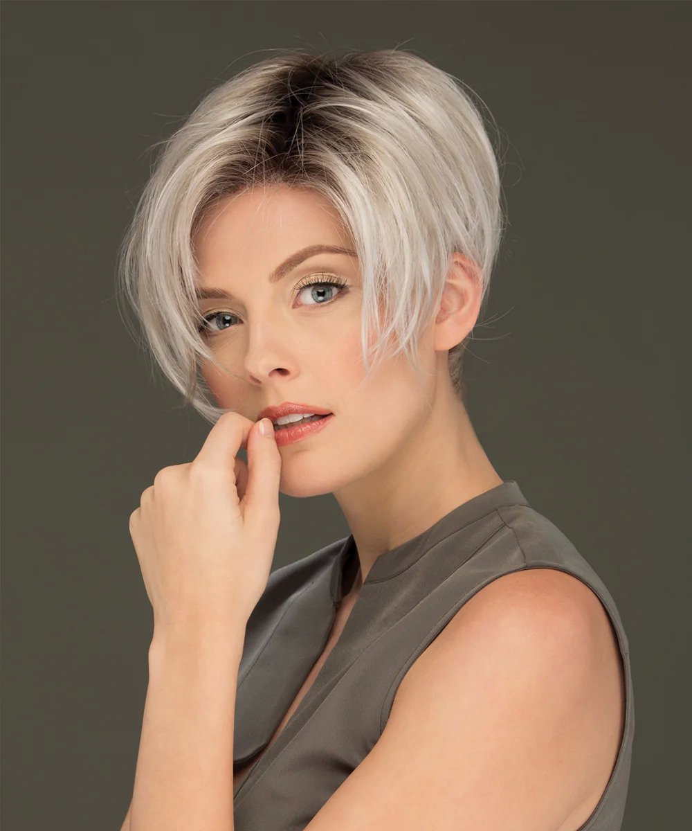Estetica Designs Perry Synthetisch Haarwerk - Front Lace Line, RM8/26H, Kort Kapsel